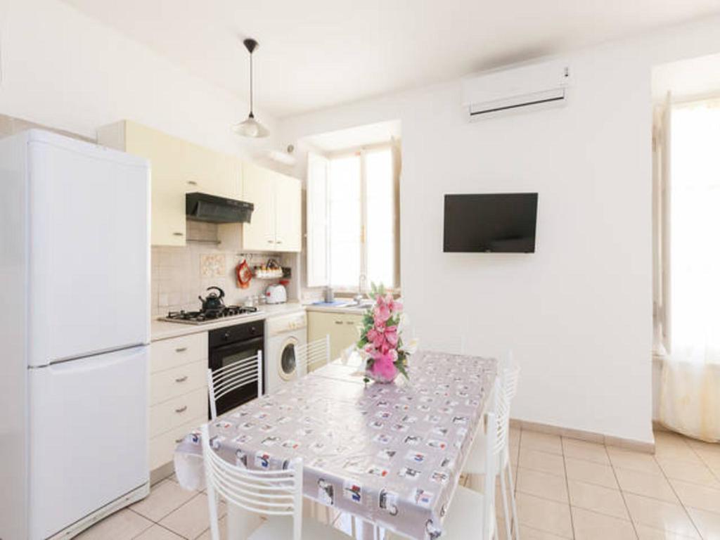 65 m2, 2 yatak odalı, 1 banyolu Daire, Vatikan bölgesinde Roma Oda fotoğraf